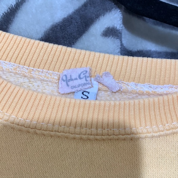 brandy melville yellow honey crewneck - Picture 2 of 4